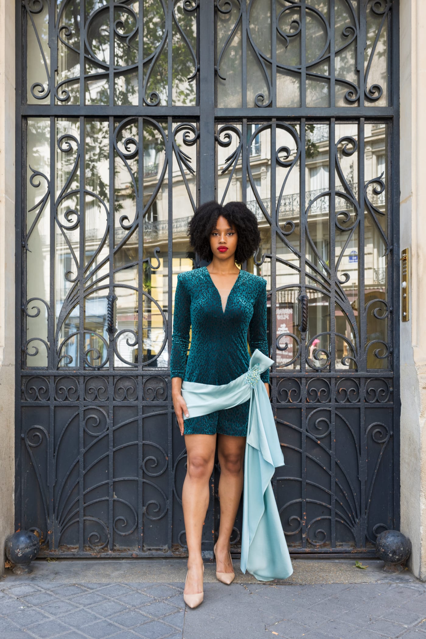 Robe cocktail léopard de la collection Les Conquérantes