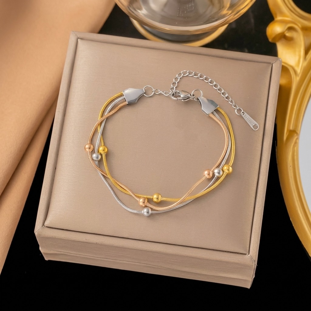 Tripple strand ball bracelet