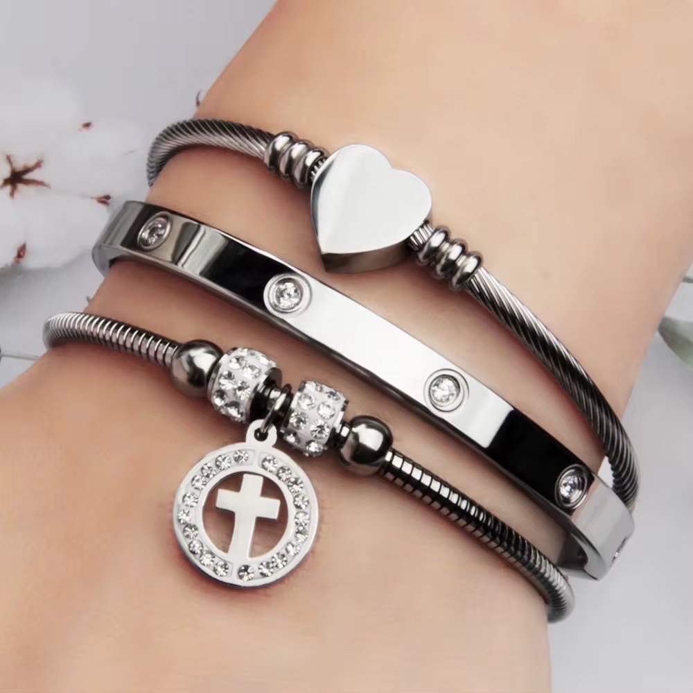 Heart and cross charm bracelet set 2