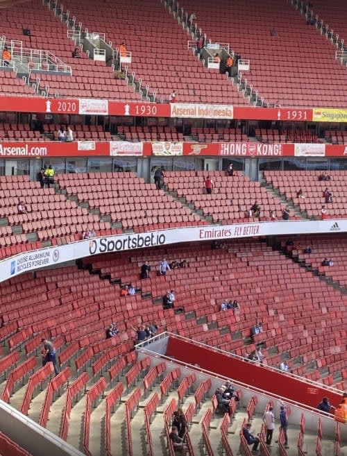 スポーツベットアイオーのスポンサーロゴ