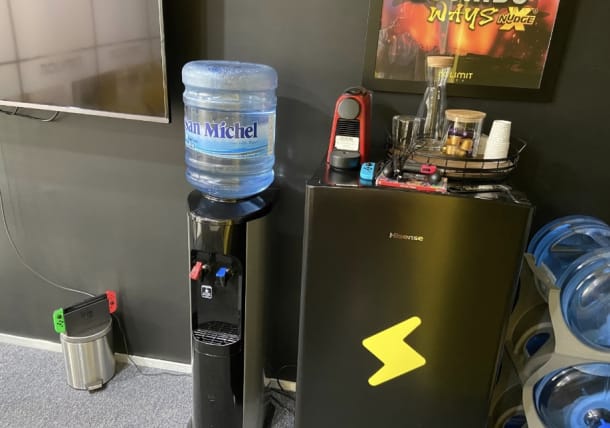 ノーリミットシティのオフィス