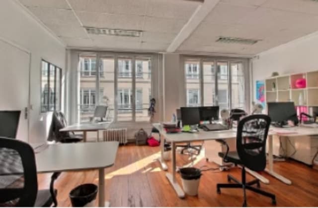 Bureaux 4-10 Cite Paradis, Paris 10e