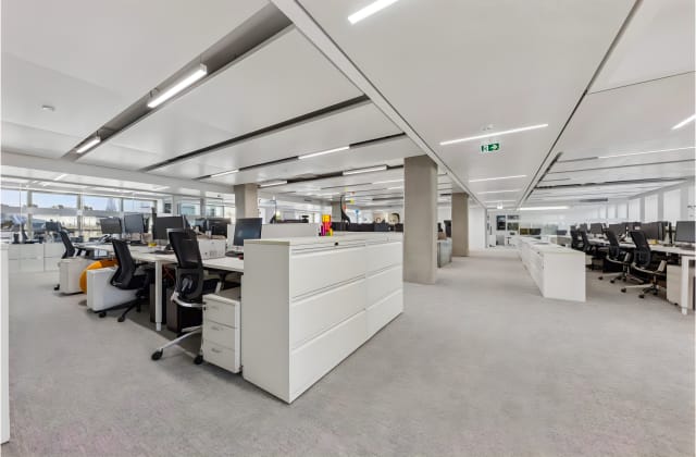 Bureaux 26 Avenue des Champs Elysees, Paris 8e