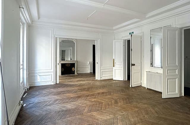 Bureaux 24 Rue de Turin, Paris 8e