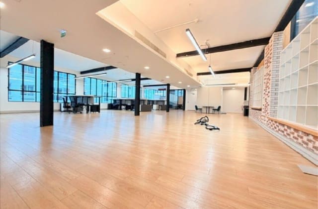 Bureaux 8 Rue Livingstone, Paris 18e