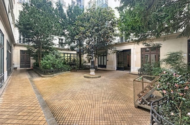 Bureaux 40 Rue Condorcet, Paris 9e