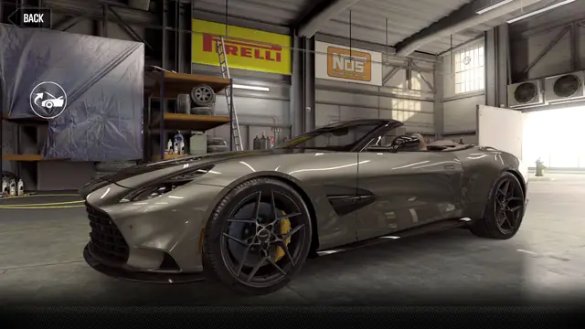 Aston Martin Vanquish Volante 2025 (Gold Star)