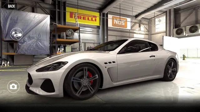 Maserati GranTurismo MC (Gold Star)