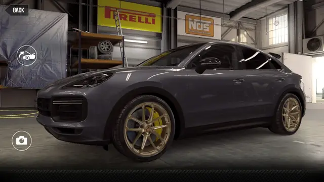 Porsche Cayenne Turbo S (Gold Star)