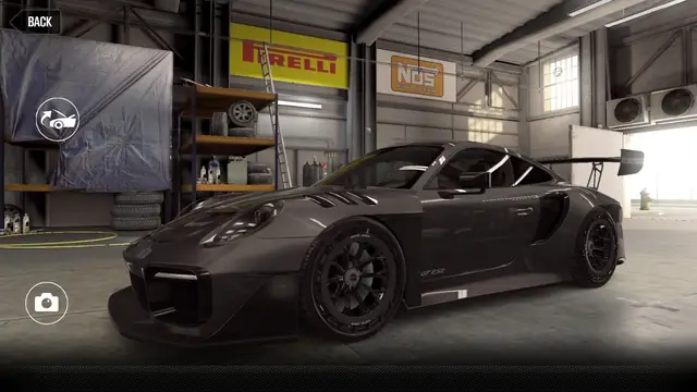 Porsche Duke Dynamics 911 GT-RSR (Gold Star)