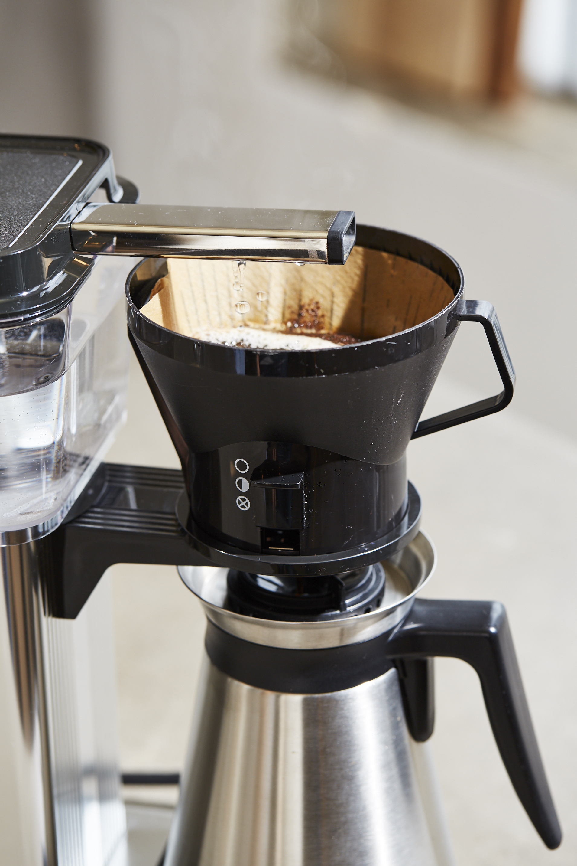 Moccamaster KBT Thermal Coffee Brewer