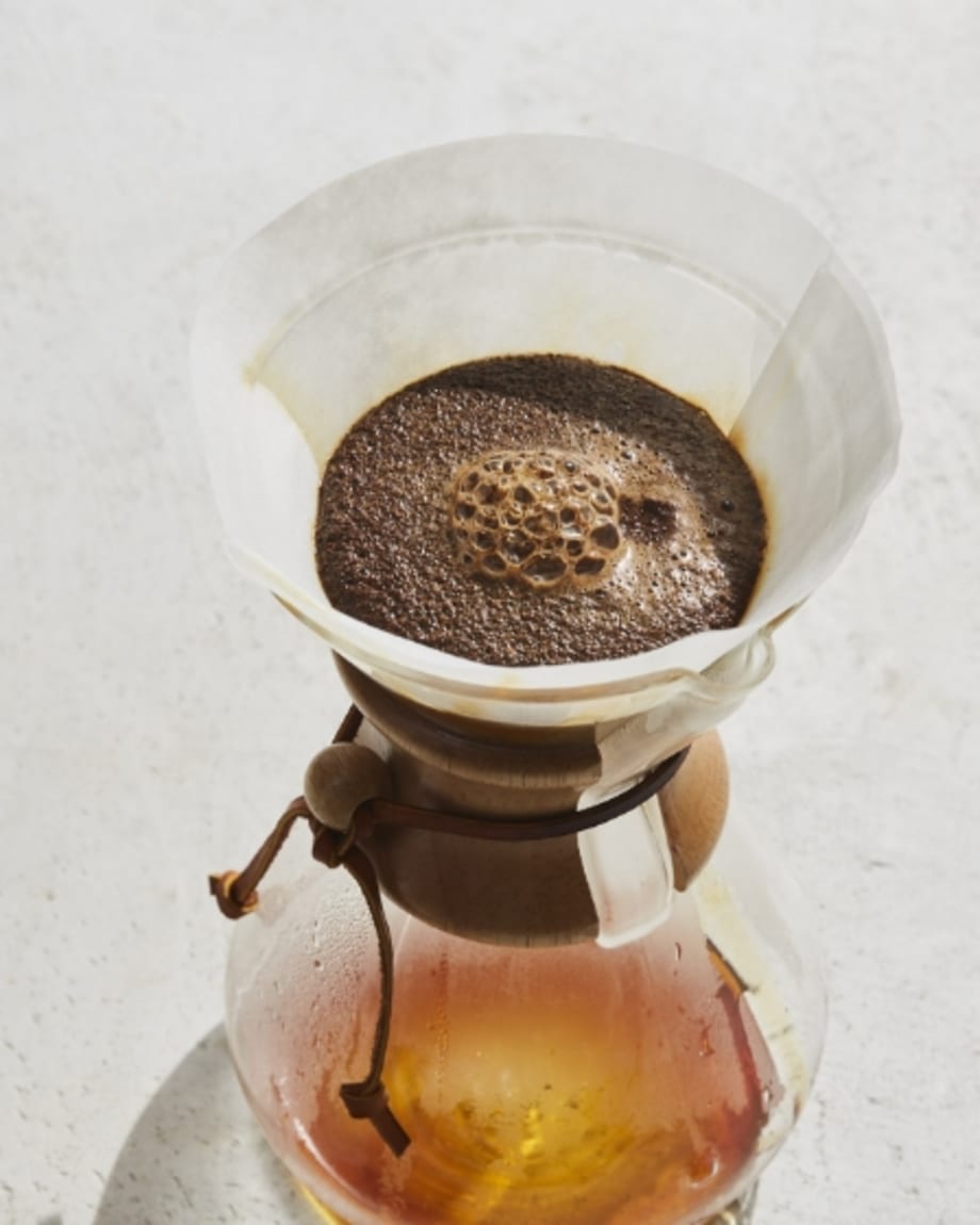 How To Use a Chemex Coffee Brewing Guide Trade Coffee