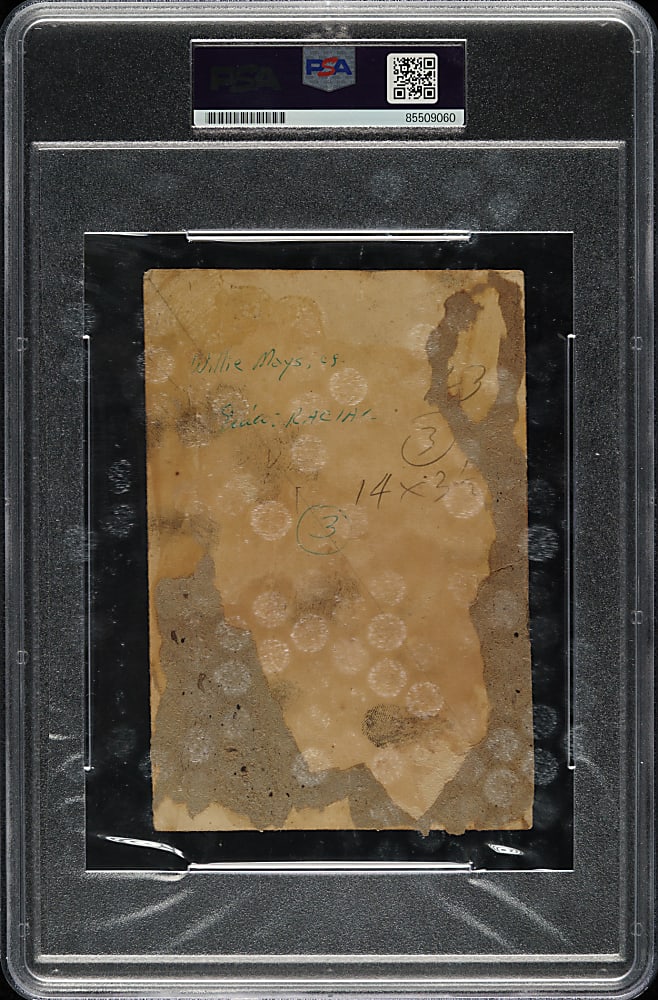 Circa 1950-1951 Willie Mays Vintage Almendares Photograph PSA/DNA Type III