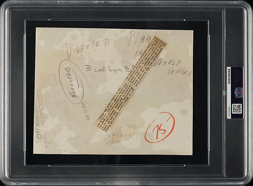 1952 World Series Game 5 Gil Hodges Original Associated Press Photograph PSA/DNA Type I