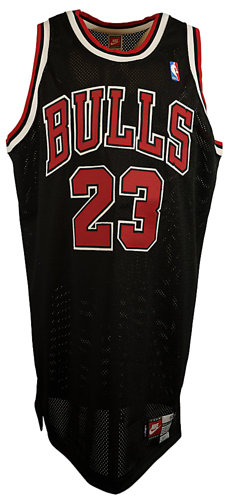 Michael Jordan Signed Chicago Bulls Jersey - Upper Deck and JSA