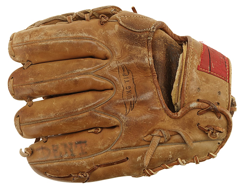 1974 Bucky Dent Chicago White Sox Signed Game-Used Glove - PSA/DNA - New York Yankees Coach's Provenance