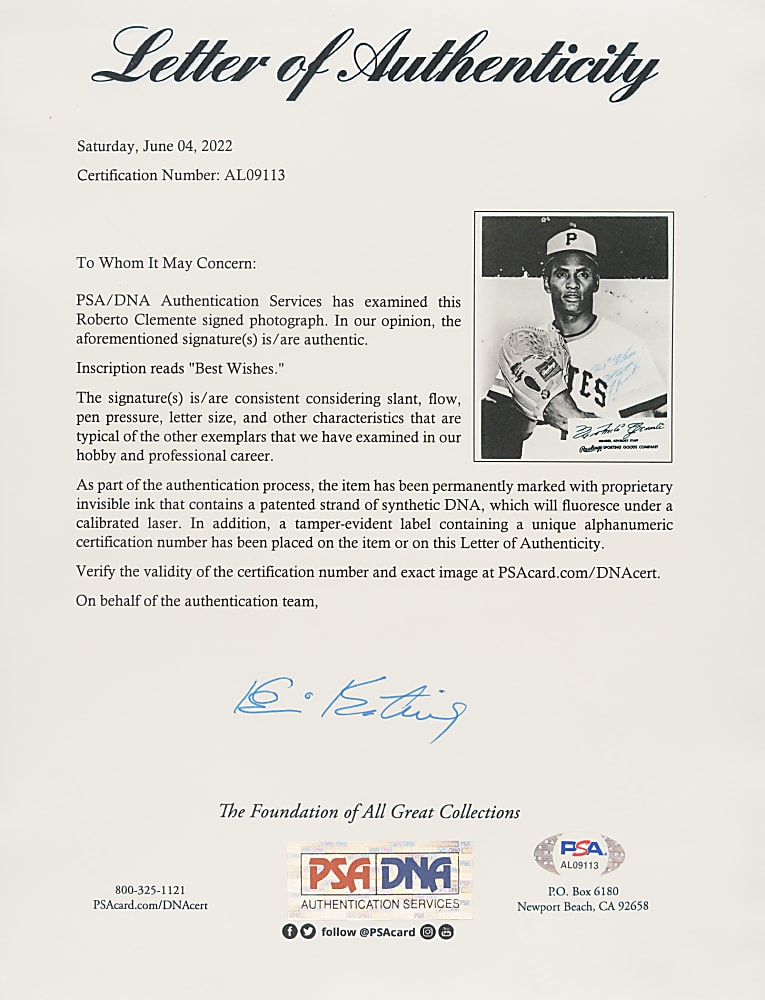 Roberto Clemente Signed Rawlings Advisory Staff Photograph - PSA/DNA