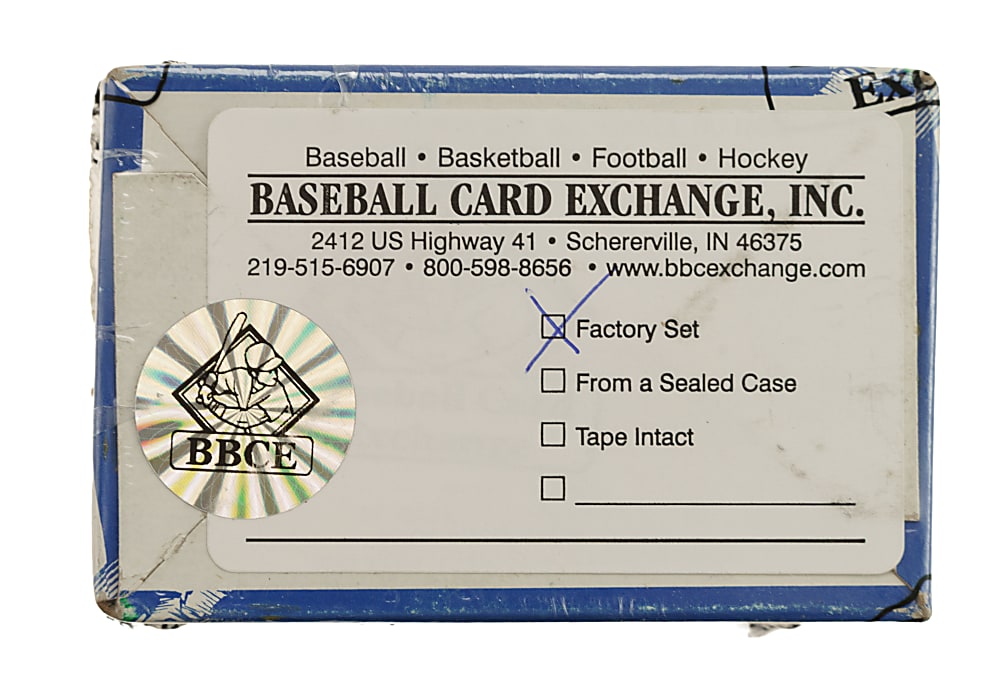 1984 Topps USFL Football Factory Box Set (132 Cards) - BBCE