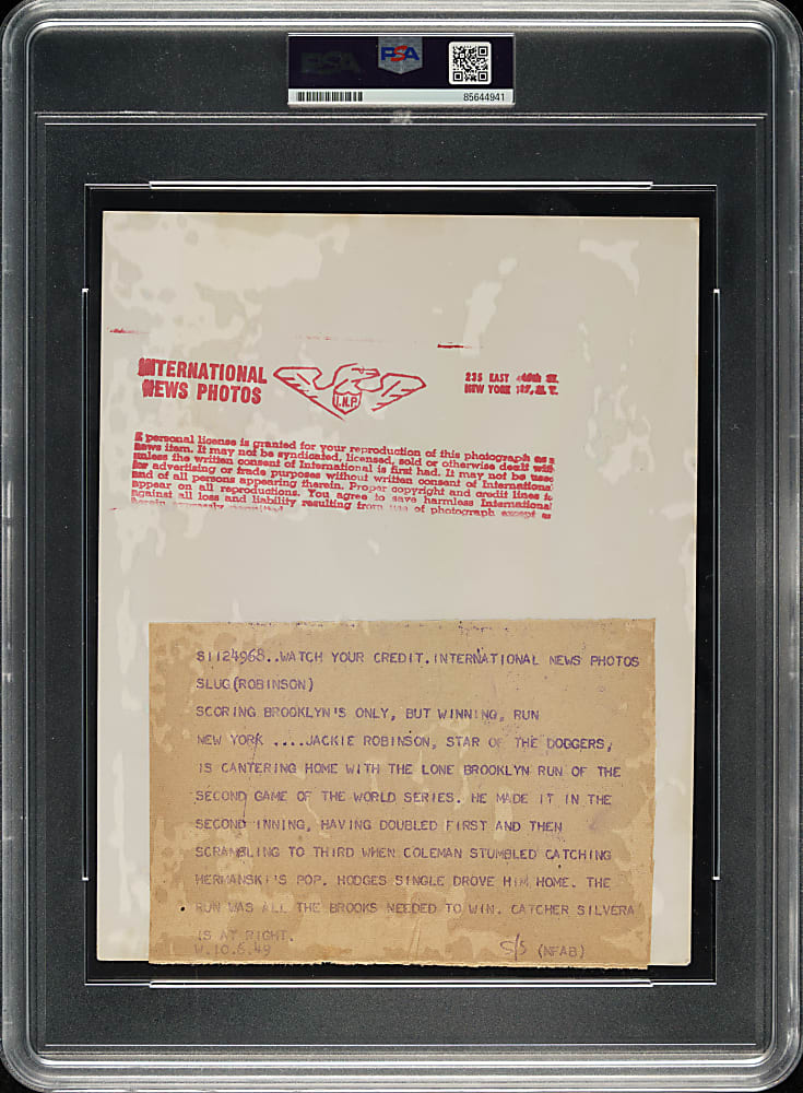 1949 Jackie Robinson World Series Game 2 Original International News Photograph PSA/DNA Type I