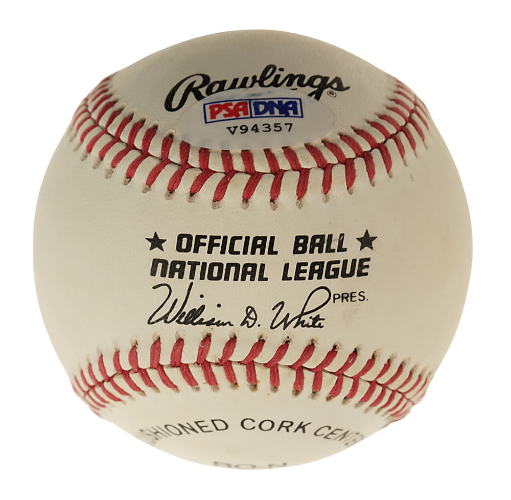 Willie Mays Single-Signed Baseball - PSA/DNA