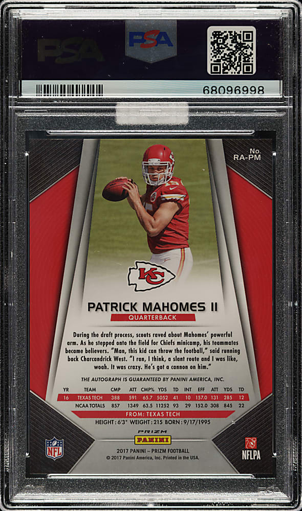 2017 Panini Prizm Football Rookie Autographs #PM Patrick Mahomes II Rookie Pink Prizm PSA GEM MINT 10 (MBA Gold Diamond)
