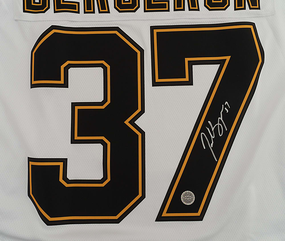 Patrice Bergeron Signed Boston Bruins Jersey