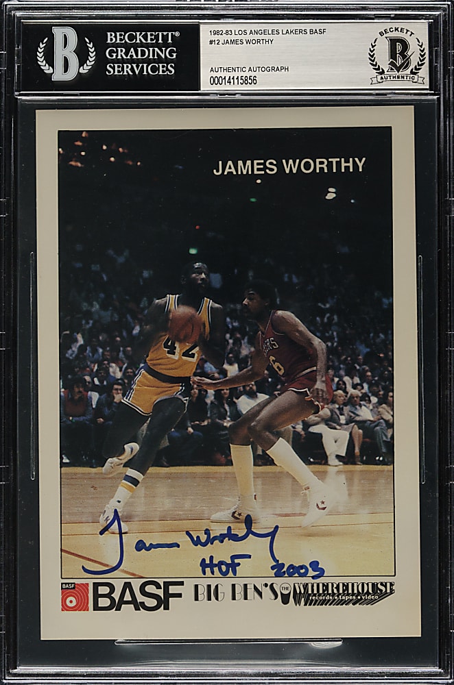 1982-1983 Los Angeles Lakers BASF Basketball #12 James Worthy Rookie - Beckett