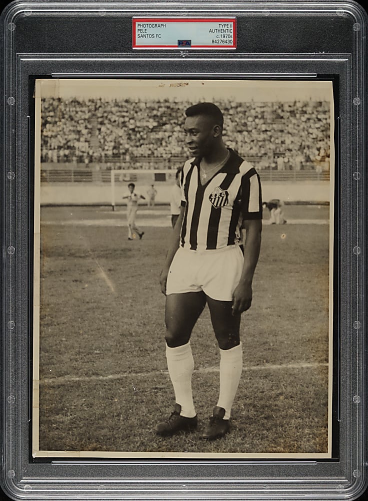Circa 1970s Pele Photograph PSA/DNA Type II