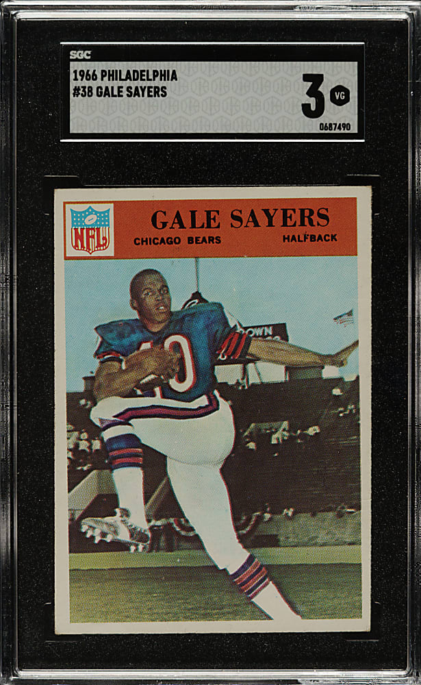 1966 Philadelphia Football #38 Gale Sayers Rookie SGC VG 3