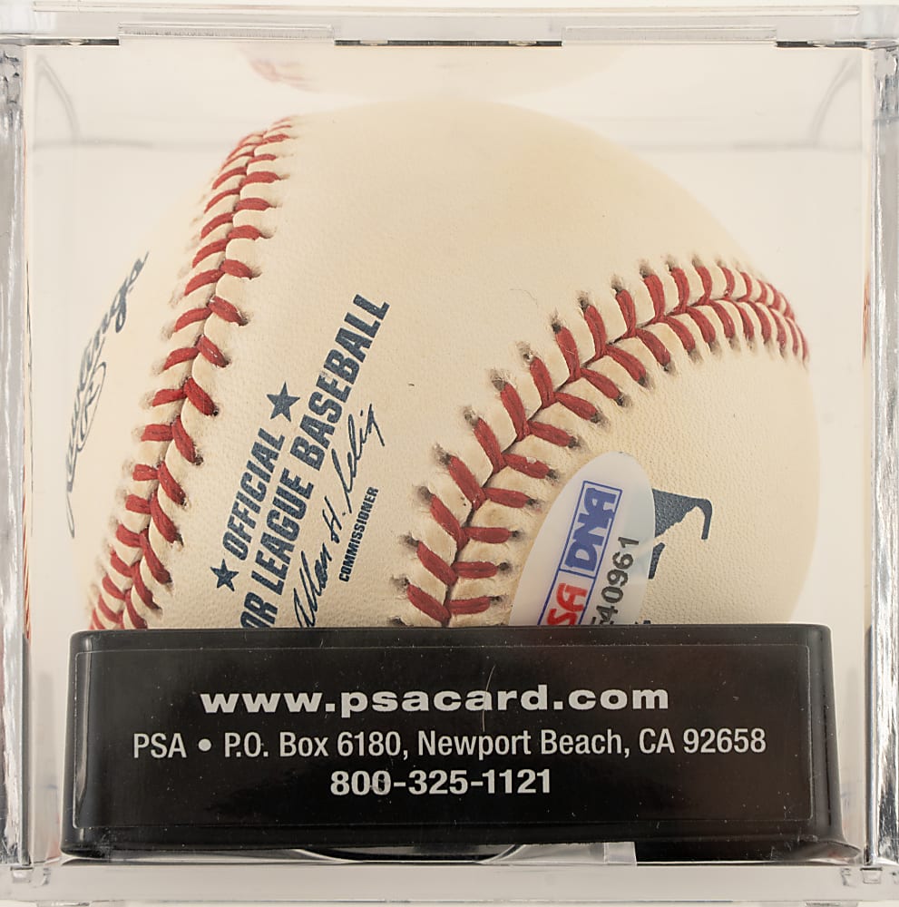 Pedro Martinez Single-Signed Baseball PSA/DNA NM-MT 8