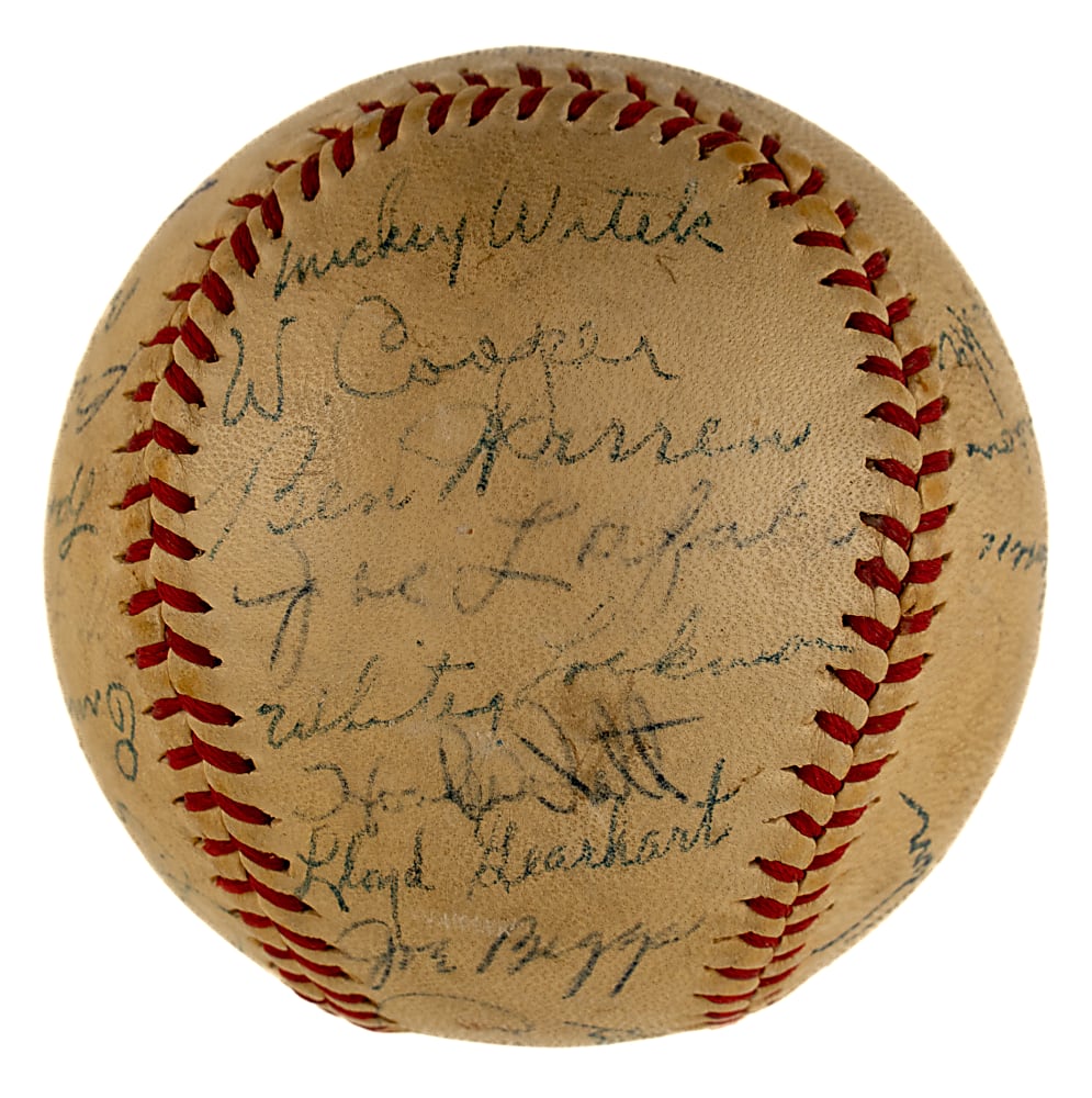 1947 New York Giants Team-Signed Baseball with Johnny Mize and Ernie Lombardi - JSA