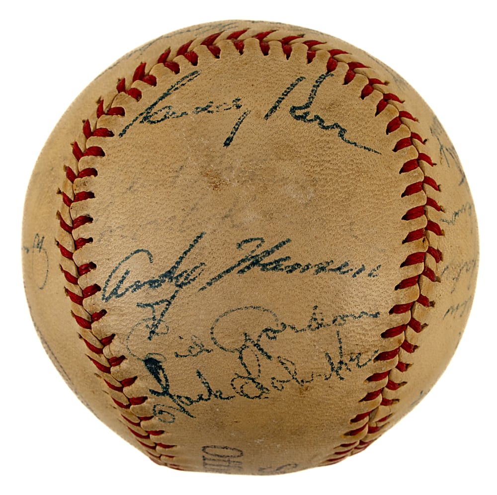 1947 New York Giants Team-Signed Baseball with Johnny Mize and Ernie Lombardi - JSA