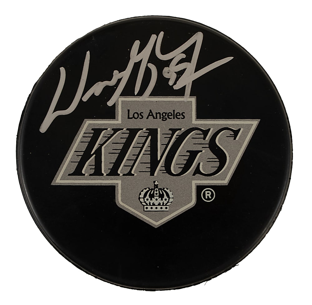 Wayne Gretzky Signed Los Angeles Kings Hockey Puck - JSA