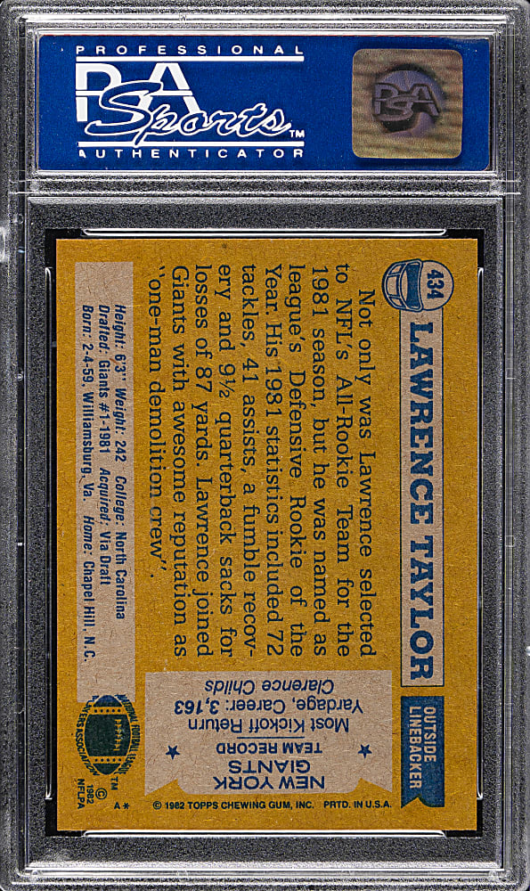 1982 Topps Football #434 Lawrence Taylor Rookie PSA MINT 9