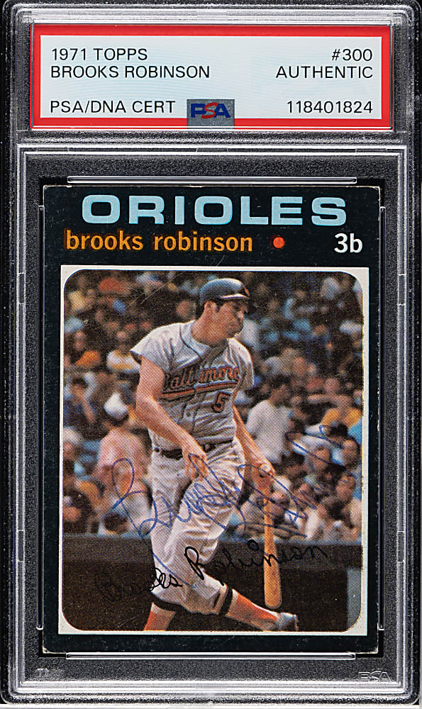 Signed 1971 Topps #300 Brooks Robinson - PSA/DNA