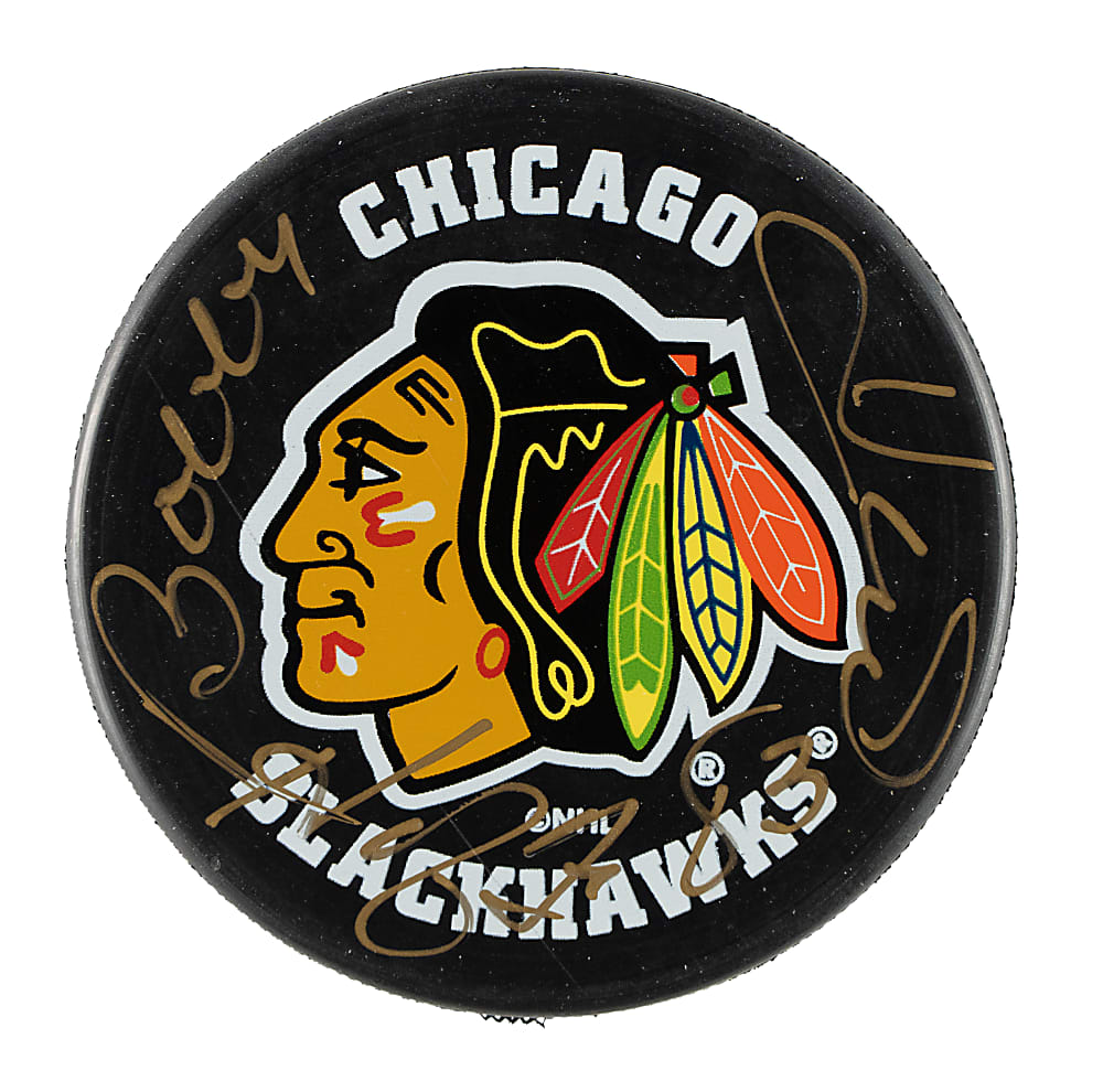 Bobby Hull Signed Chicago Blackhawks Hockey Puck with "HOF 1983" Inscription - JSA