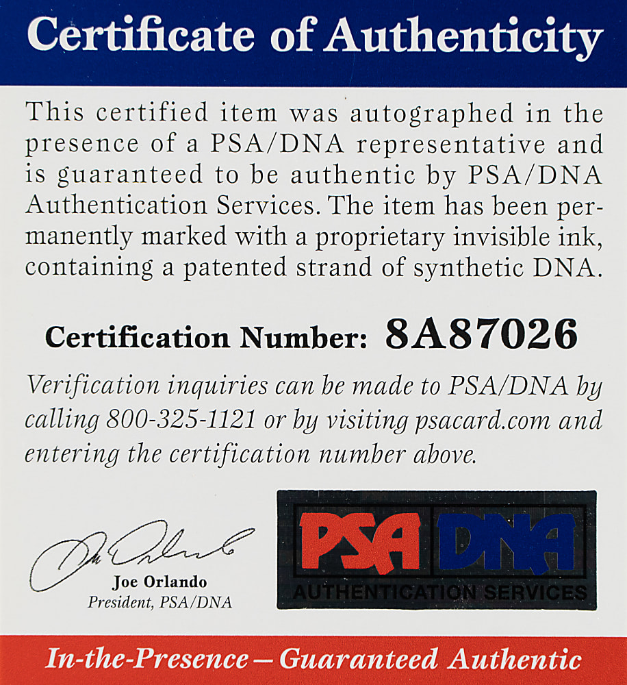Lou Holtz Signed Photograph - PSA/DNA