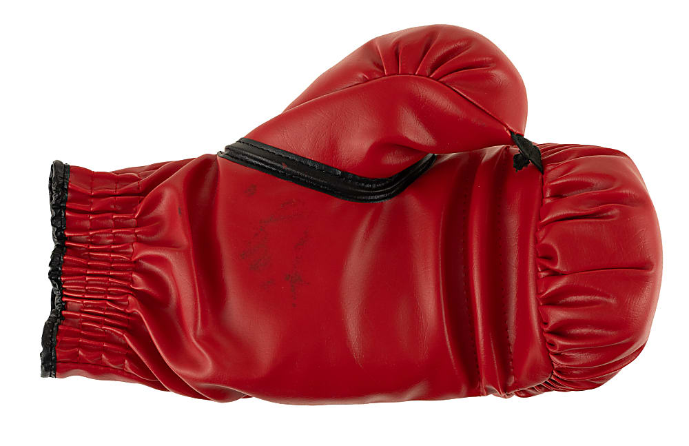 Marvin Hagler and Sugar Ray Leonard Dual-Signed Boxing Glove - Beckett