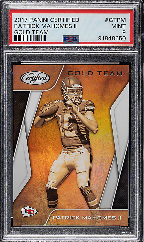 2017 Panini Certified Gold Team Football #GT-PM Patrick Mahomes II Rookie PSA MINT 9