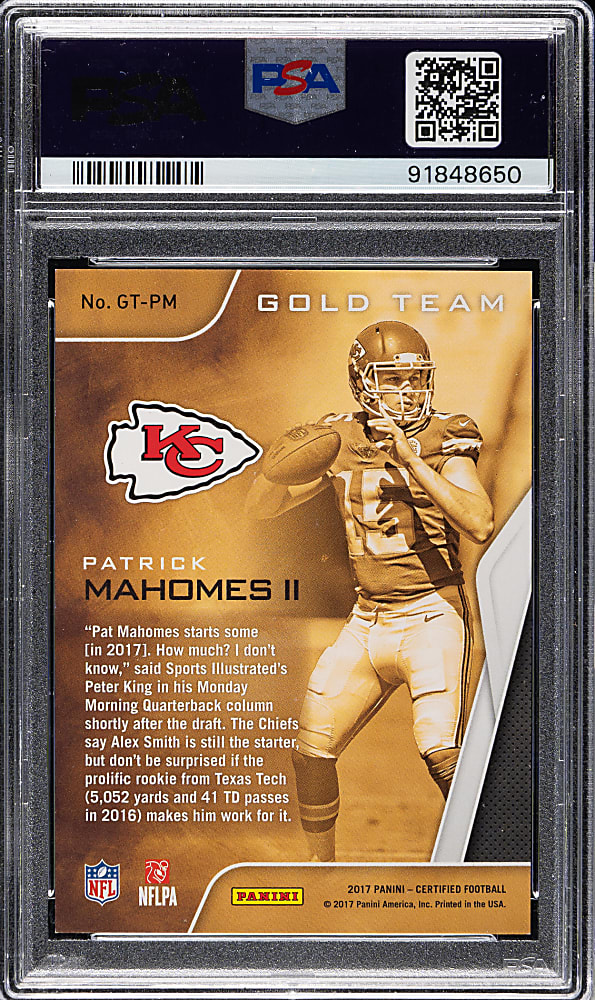 2017 Panini Certified Gold Team Football #GT-PM Patrick Mahomes II Rookie PSA MINT 9