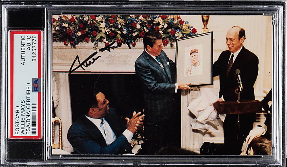 Willie Mays Signed Postcard - PSA/DNA