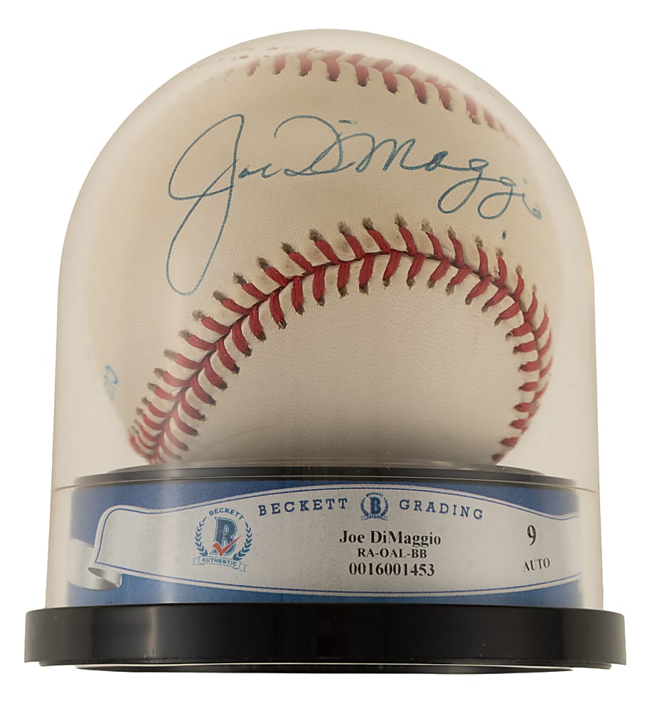 Joe DiMaggio Single-Signed Baseball Beckett MINT 9