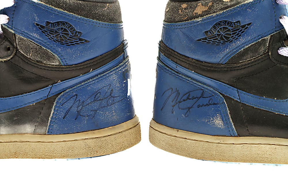 Michael Jordan Signed Nike Air Jordan 1 Sneakers - JSA