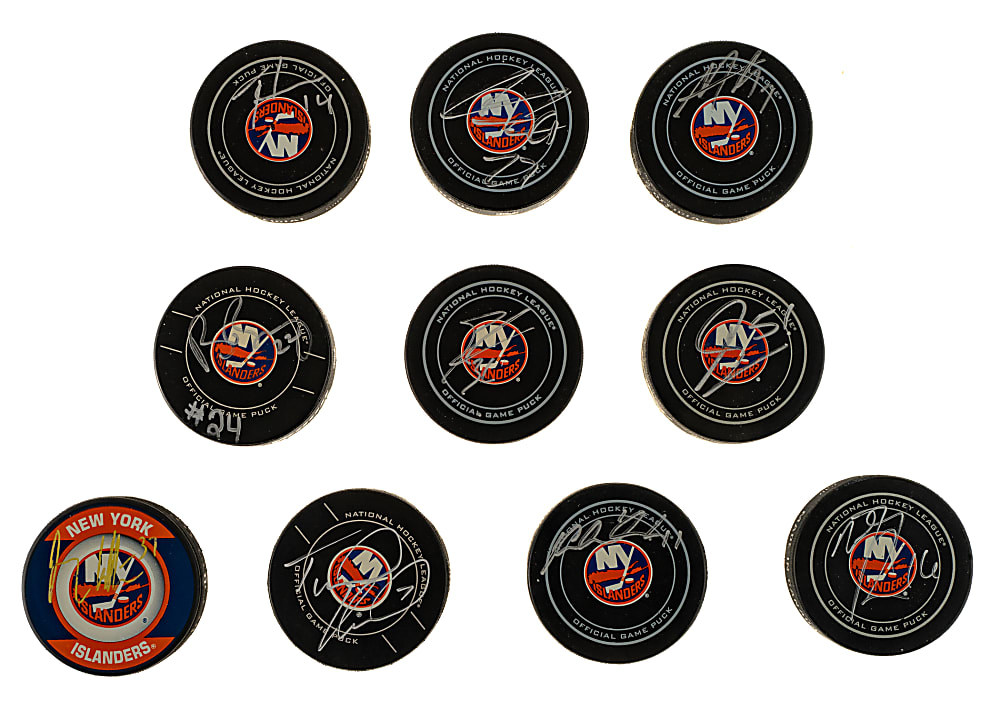 New York Islanders Signed Hockey Puck Collection (48)