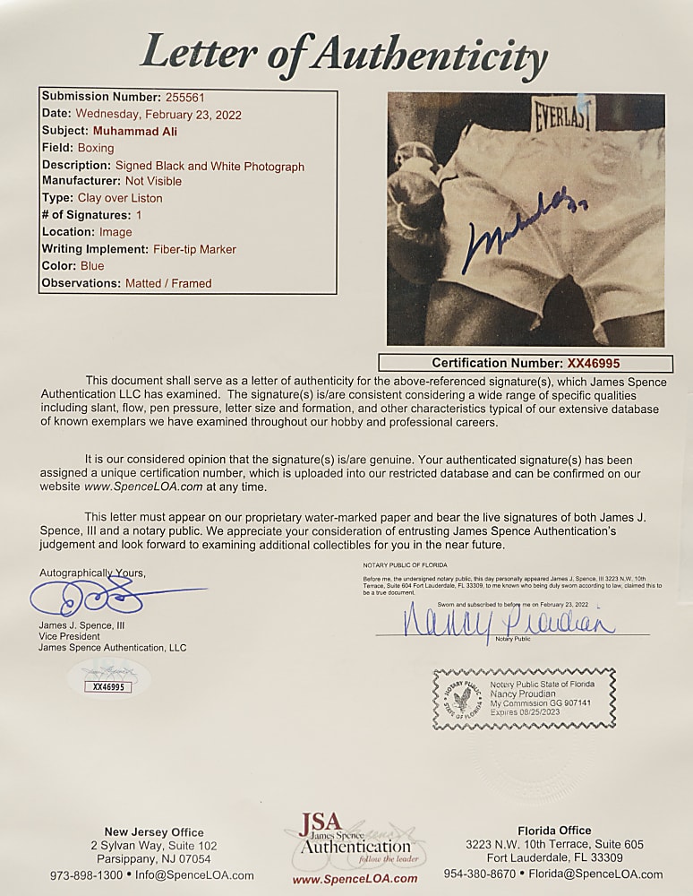 Muhammad Ali Signed Photograph - JSA
