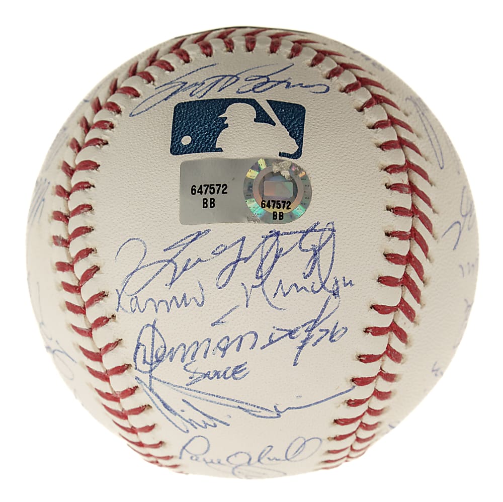 1998 New York Yankees World Champions Team-Signed Baseball with Derek Jeter and Mariano Rivera - MLB and Steiner