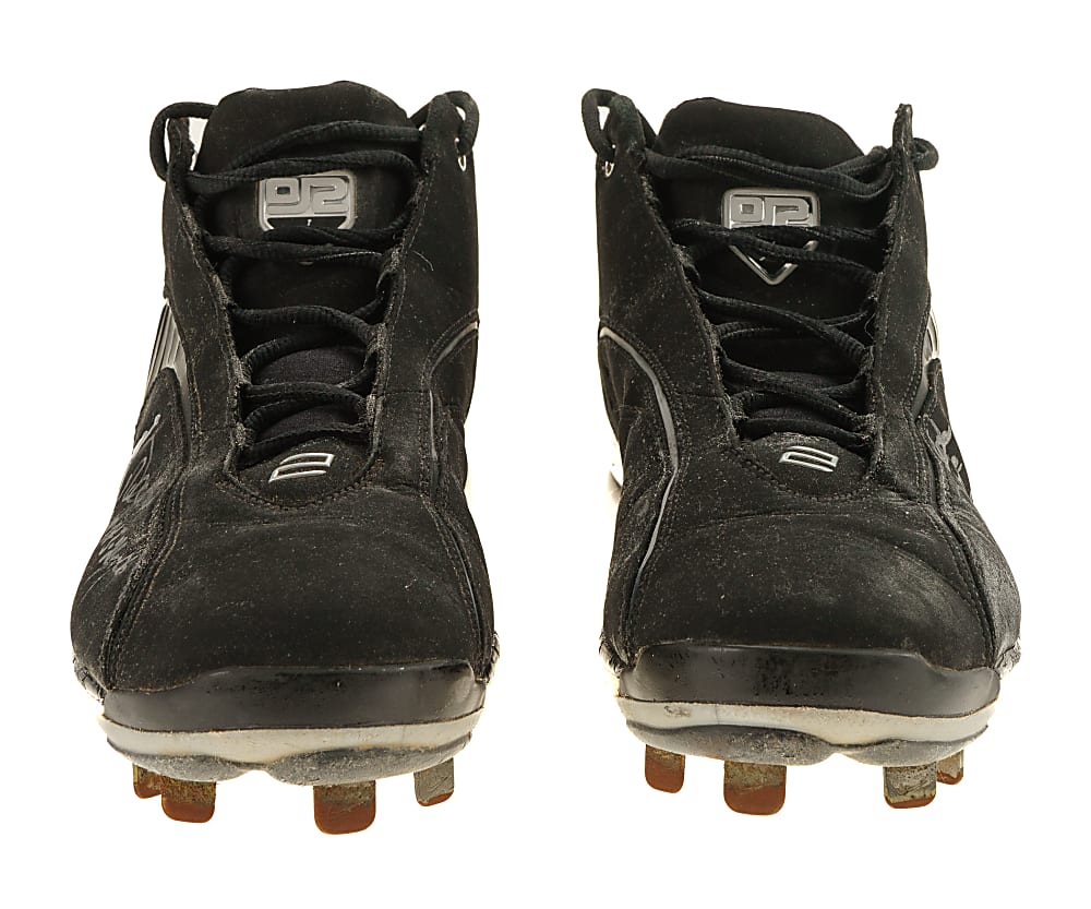 2006 Derek Jeter New York Yankees Game-Used Cleats with "2000th Hit Game 5-26-06" Inscription - MEARS