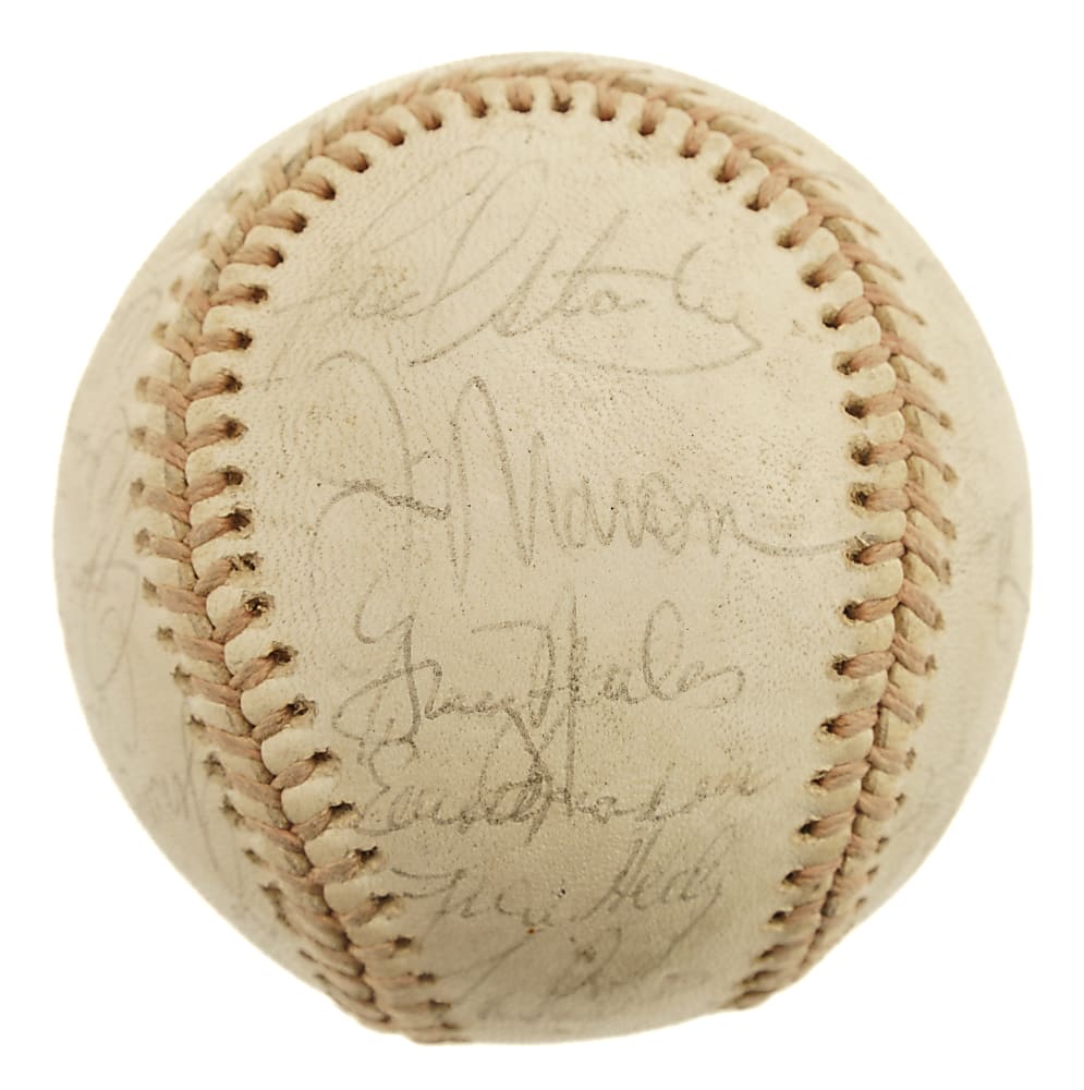 1976 New York Yankees American League Champions Team-Signed Baseball with Thurman Munson - JSA