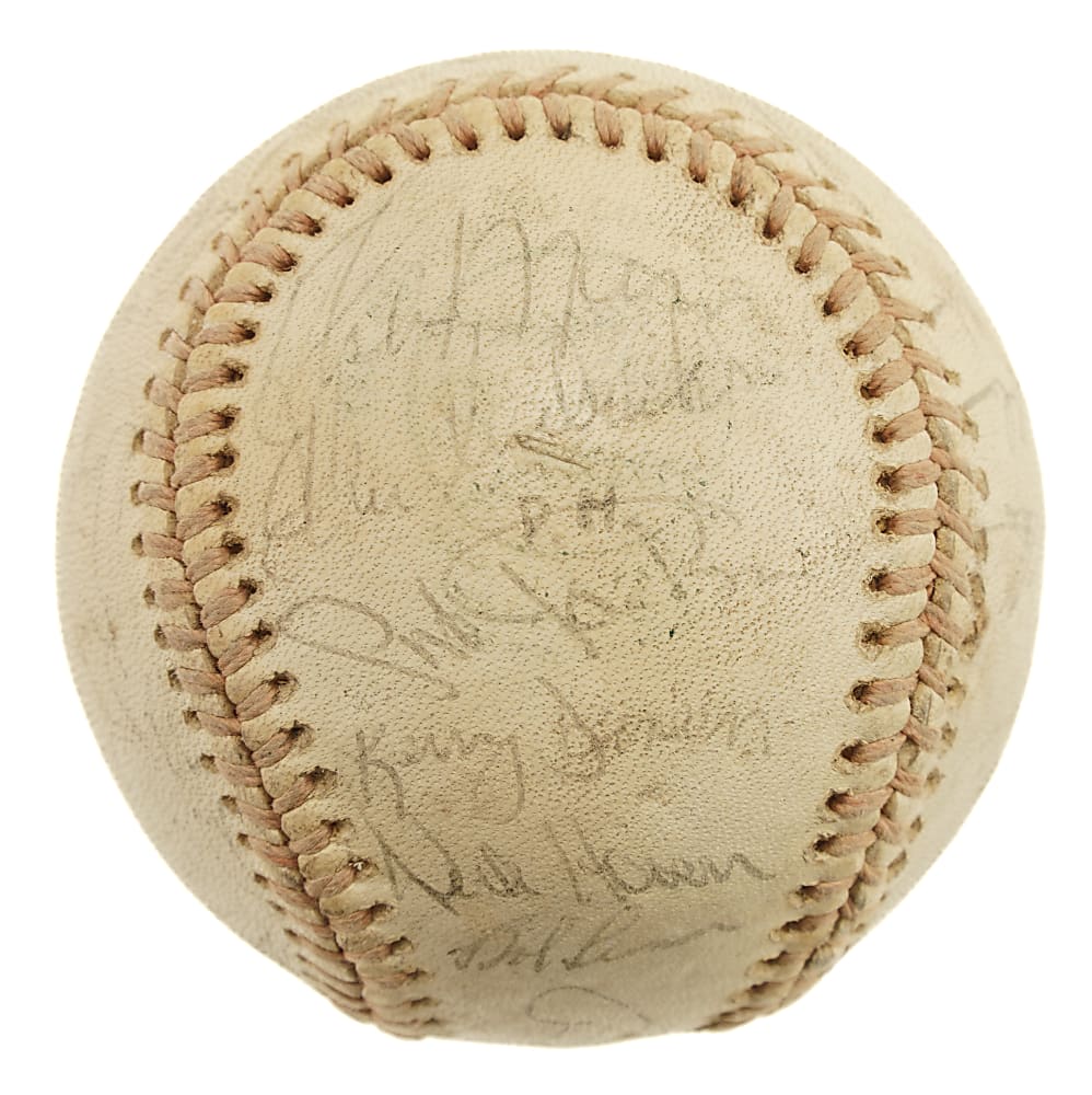 1976 New York Yankees American League Champions Team-Signed Baseball with Thurman Munson - JSA