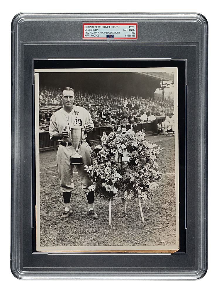 1933 Chuck Klein 1932 National League MVP Award Ceremony Original Wide World Photos News Service Photograph PSA/DNA Type I